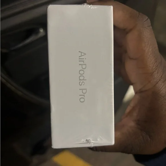 Apple AirPods Pro (2nd Generation) - White
